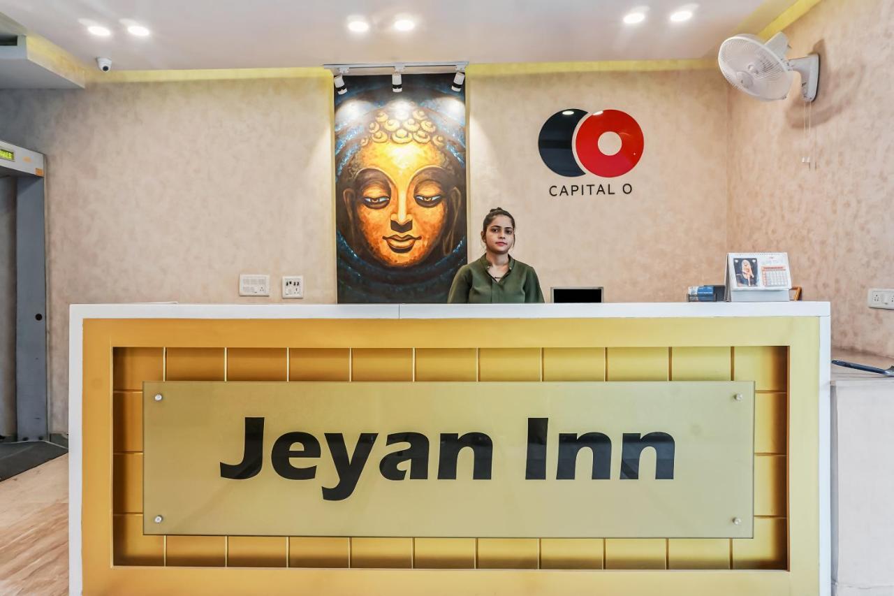 Capital O Hotel Jeyan Inn Near Gurudwara Shri Bangla Sahib Delhi  Exteriör bild