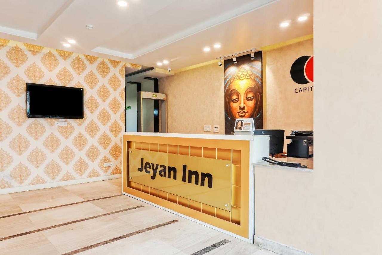 Capital O Hotel Jeyan Inn Near Gurudwara Shri Bangla Sahib Delhi  Exteriör bild