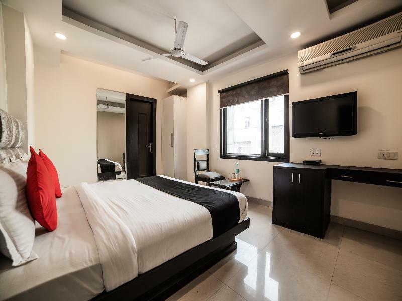 Capital O Hotel Jeyan Inn Near Gurudwara Shri Bangla Sahib Delhi  Exteriör bild